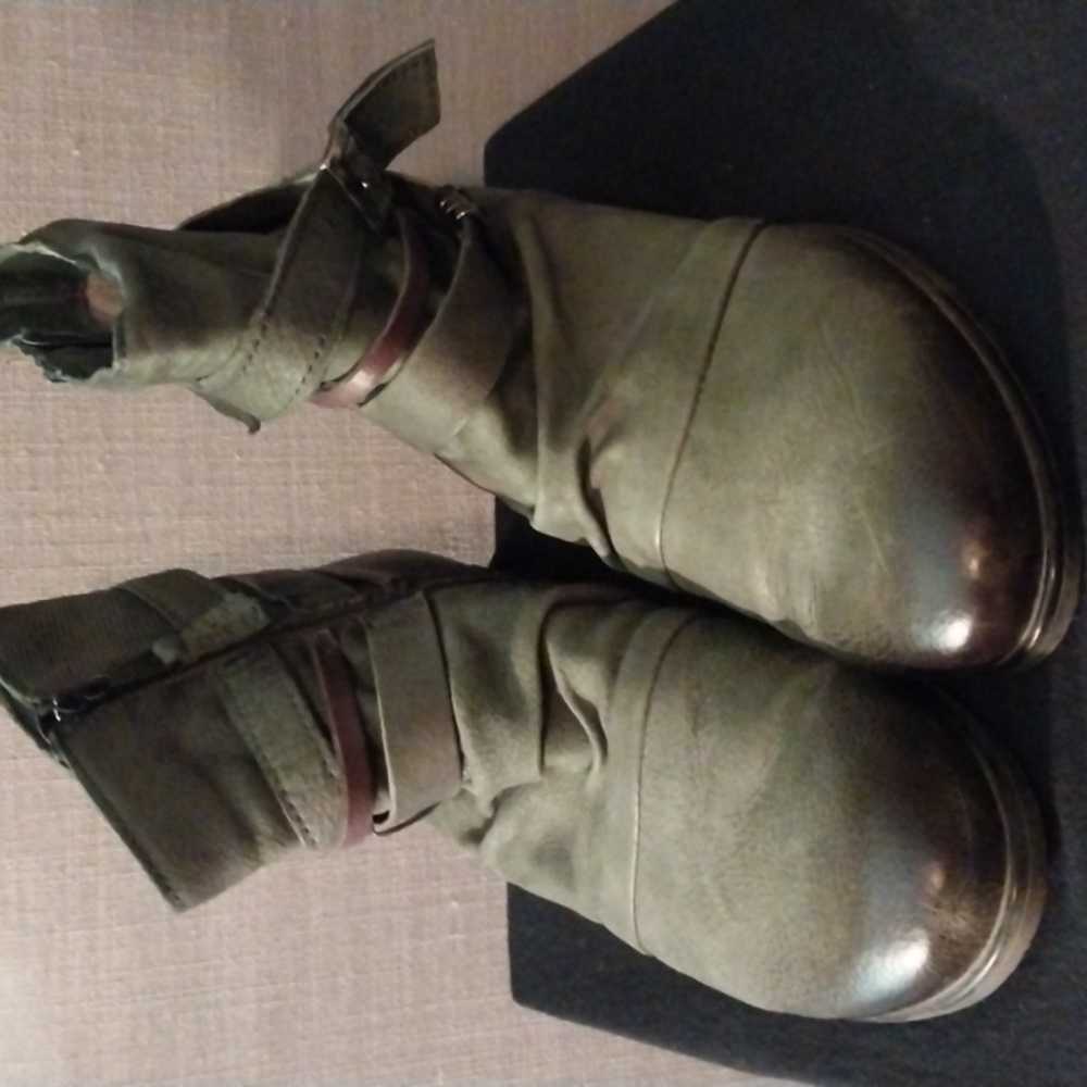 Miz Mooz Boots